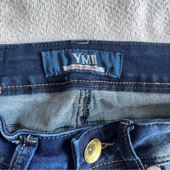 YMI Faded Semi-Stretch Dark-wash Skinny Jeans. Junior’s Size 0. Cotton/Spandex - Picture 4 of 7
